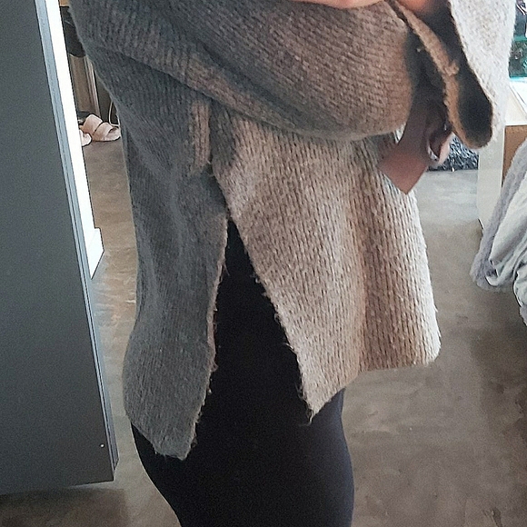 Topshop Grey Sweater - Picture 4 of 4